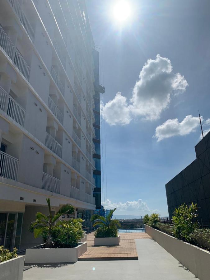 Hola! Condotel @ Inspiria Davao City Buitenkant foto